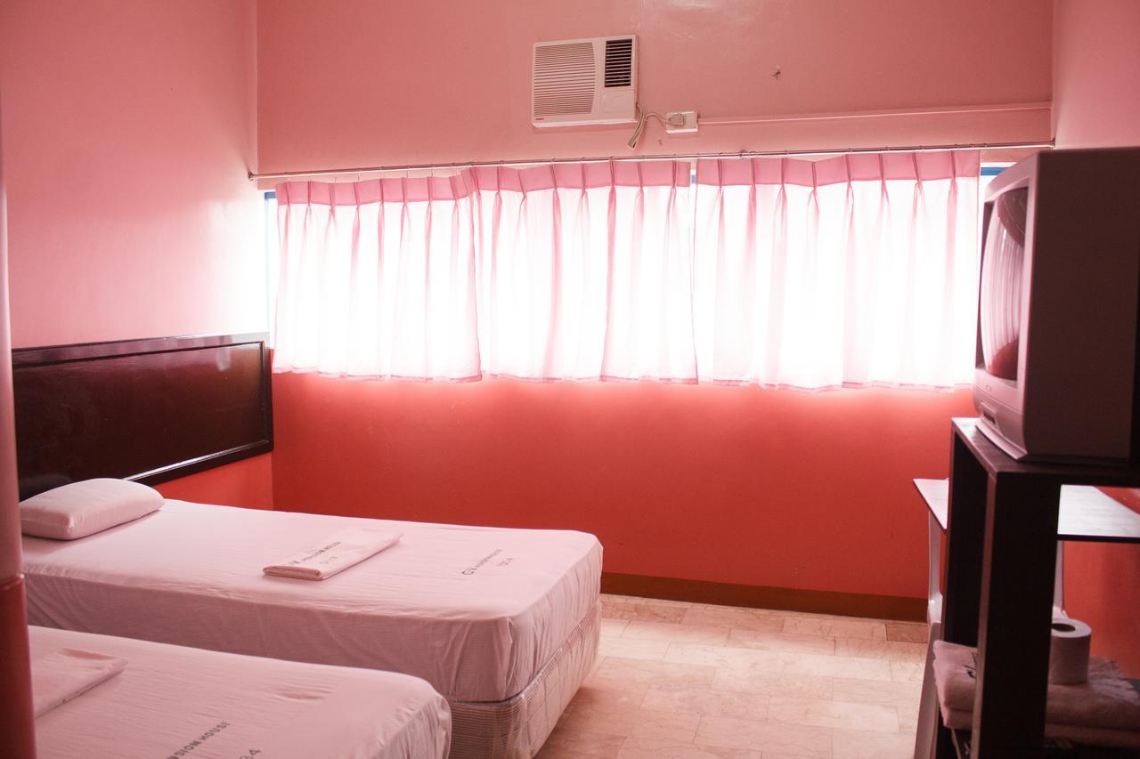 Gv Hotel - Baybay מראה חיצוני תמונה